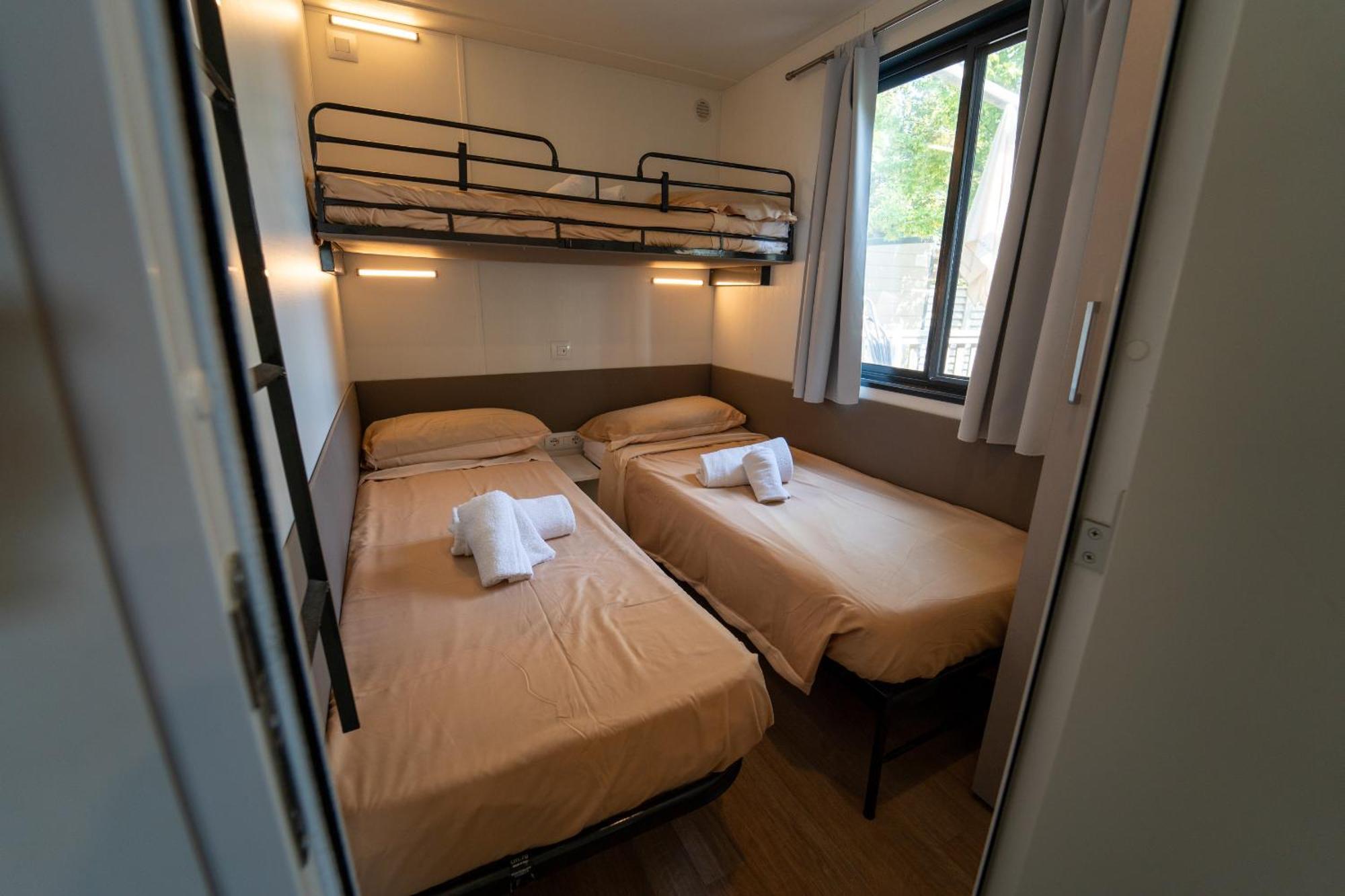Vacanze Glamping Boutique San Felice del Benaco Habitación foto