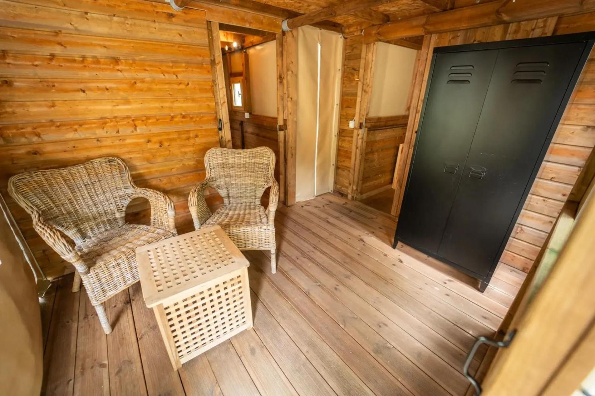 Vacanze Glamping Boutique San Felice del Benaco Habitación foto