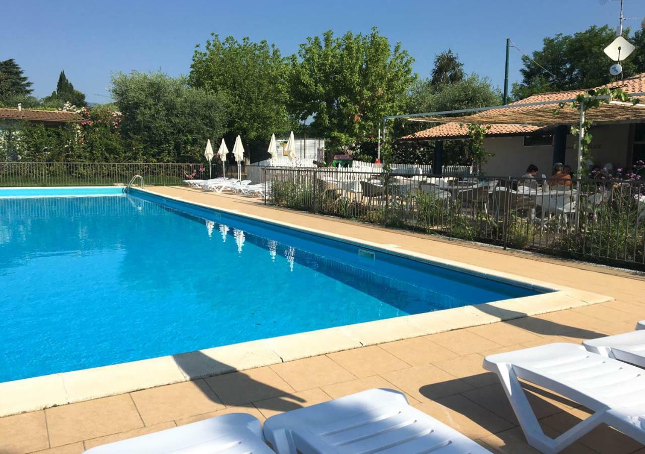 Vacanze Glamping Boutique San Felice del Benaco Exterior foto